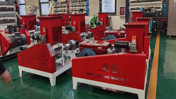 dry type sturgeons feed making machine in Ghana